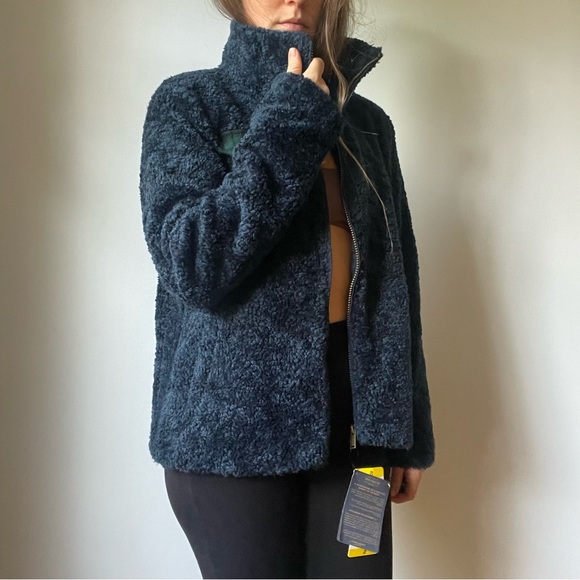 Pendleton Jacket - Picture 4 of 16